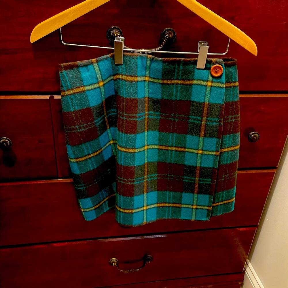 Reversible kilt-style skirt! Woolen